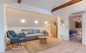 Noahkis Apartments